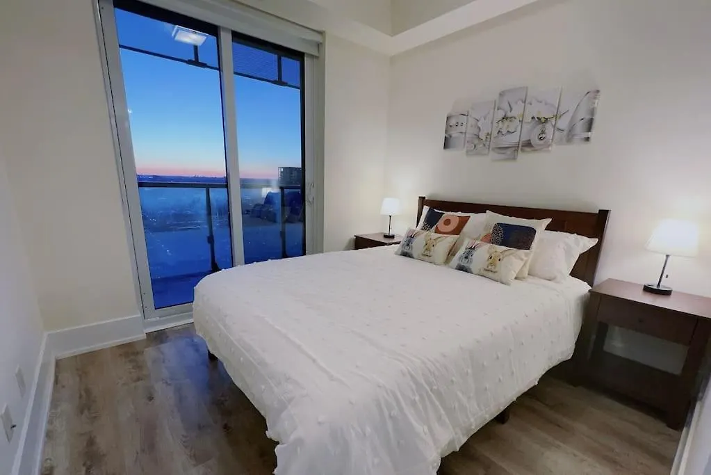 Appartamento Dt Lake View Cn Tower Mtcc 3 Bdr 2Bath Parking Toronto